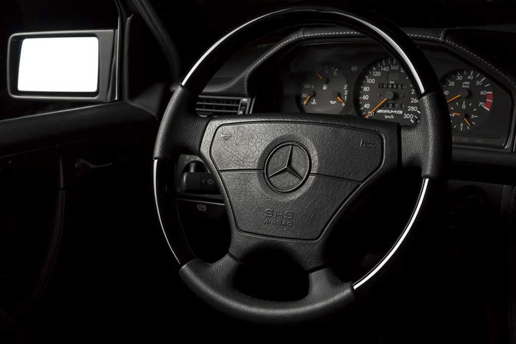 Mercedes E60
