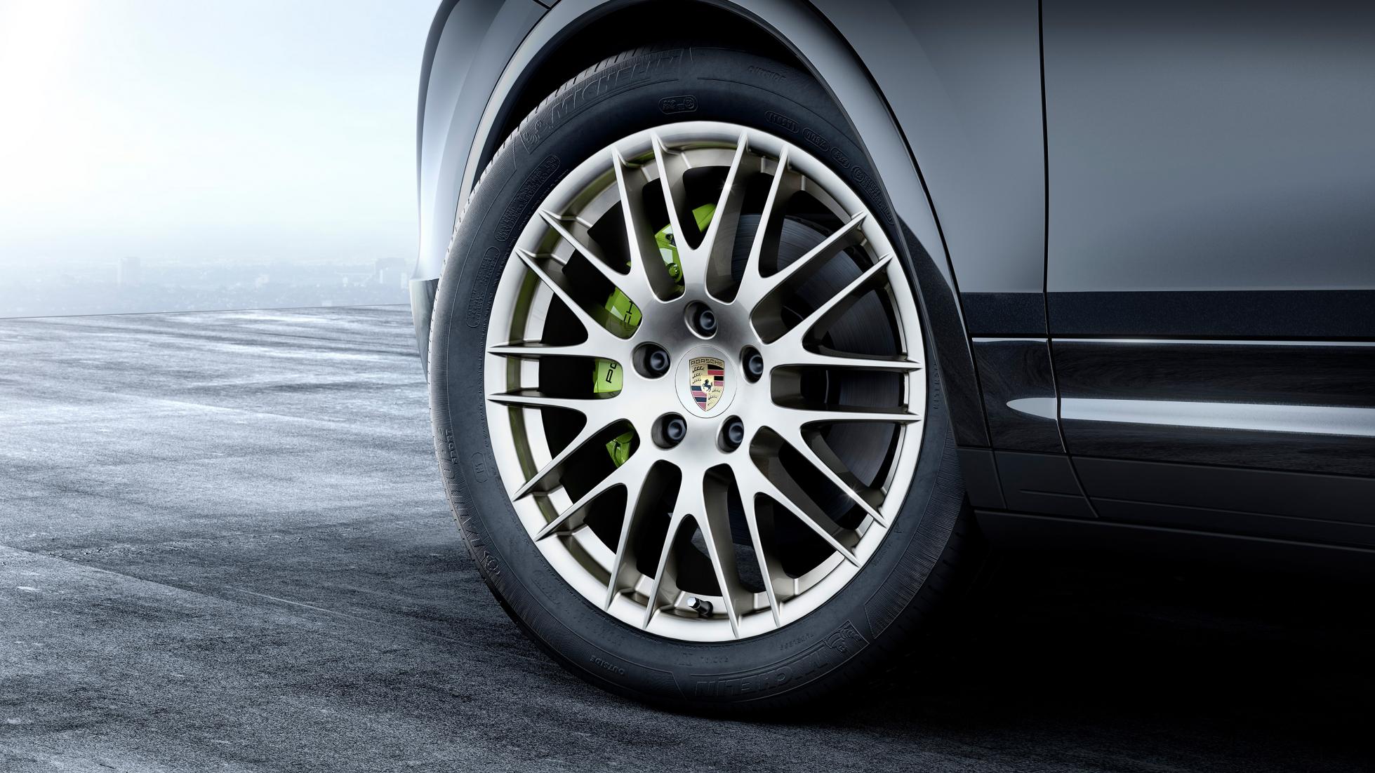 Porsche-Cayenne-Platinum-Edition-autonovosti.me-3