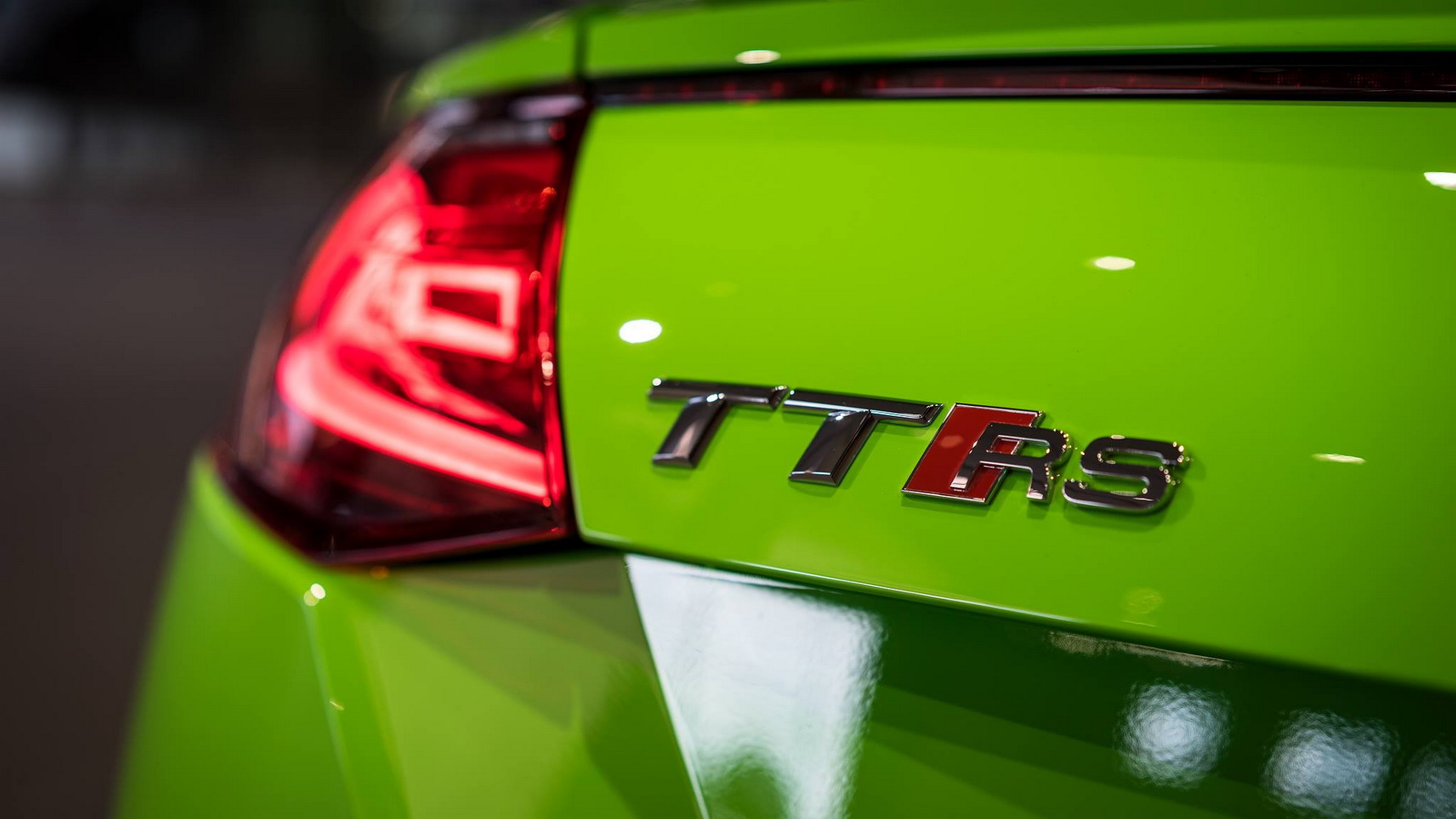 Audi-TT-RS-Lime-Green-autonovosti.me-13