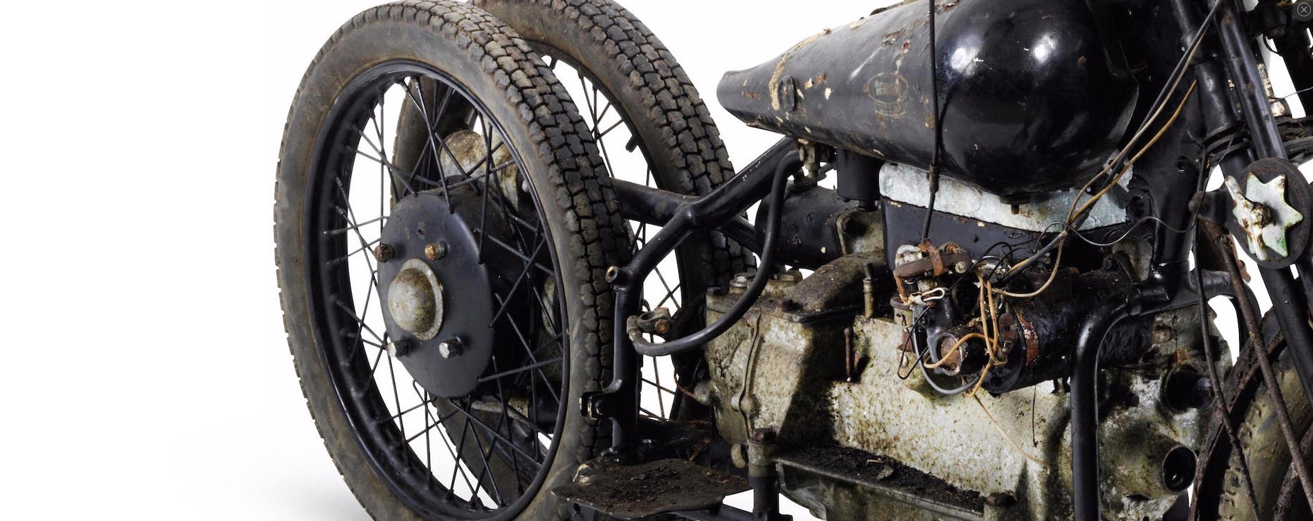 old-brough-superior-bikes-thought-lost-discovered-now-worth-a-small-fortune-photo-gallery_3-autonovosti.me-2