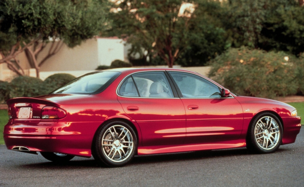 2000-Oldsmobile-Intrigue-OSV-ConceptCar-Experimental -autonovosti.me-8
