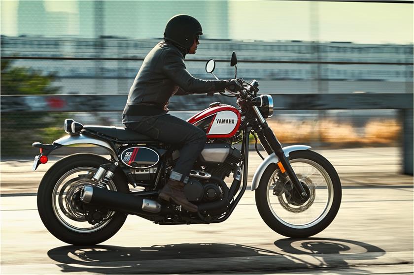 2017-Yamaha-SCR950-Scrambler-34-autonovosti.me-4