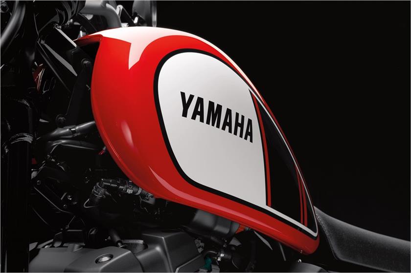 2017-Yamaha-SCR950-Scrambler-35-autonovosti.me-5