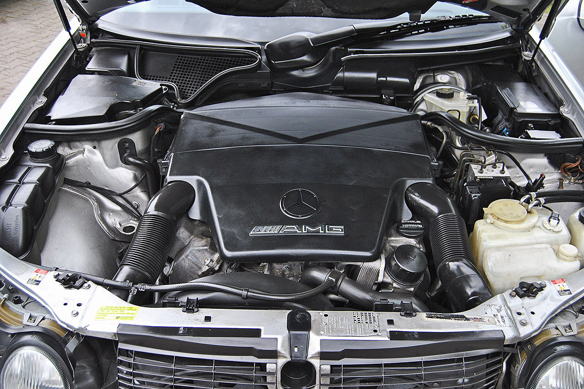 Mercedes-E55-AMG-T-Designo-1200x800-84ab3836f9210c69