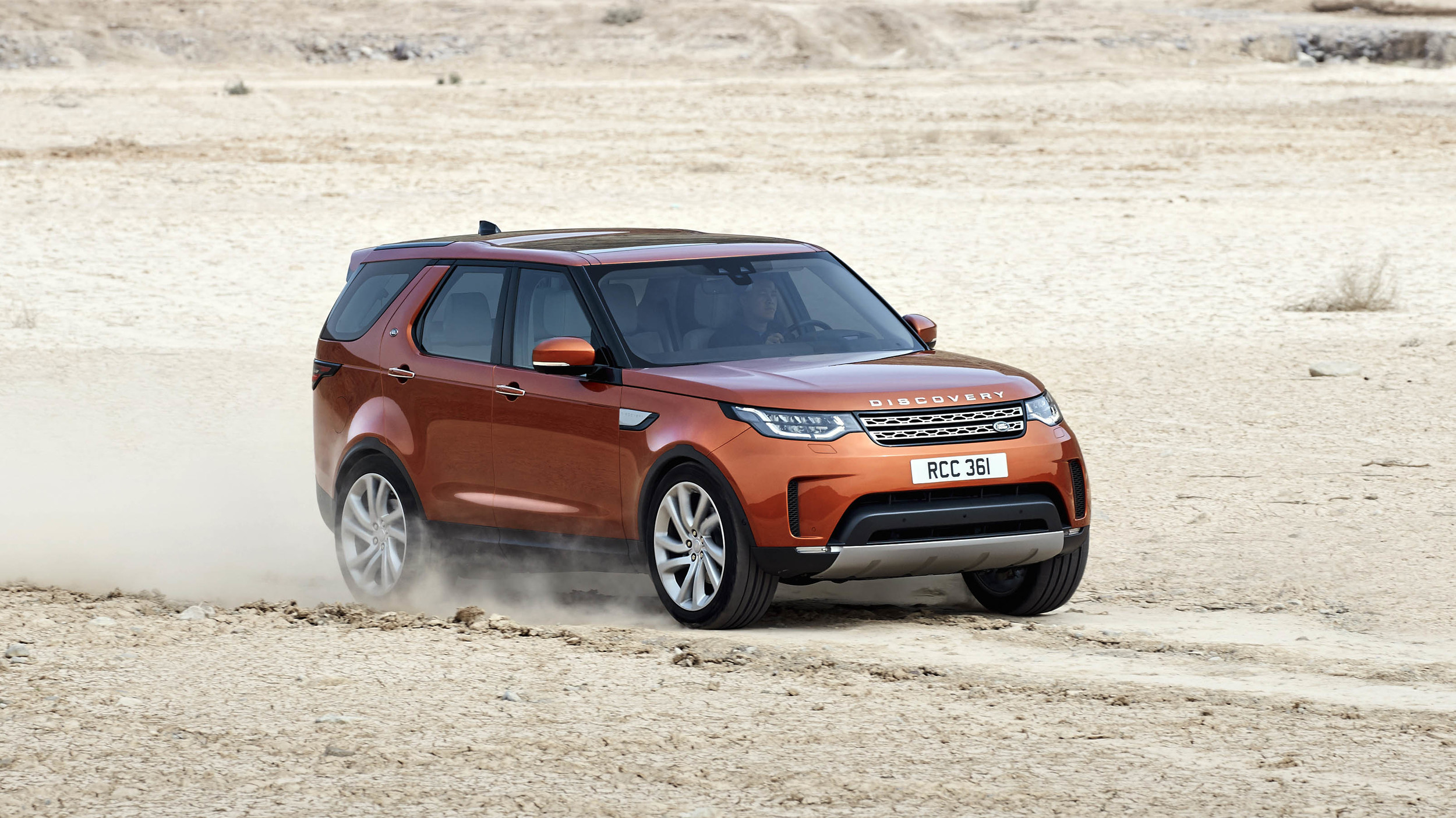 Новый ленд ровер дискавери. Land Rover Discovery 5. Ленд Ровер Дискавери 5 2017. Land Rover Discovery 2022. Range Rover Discovery 5.