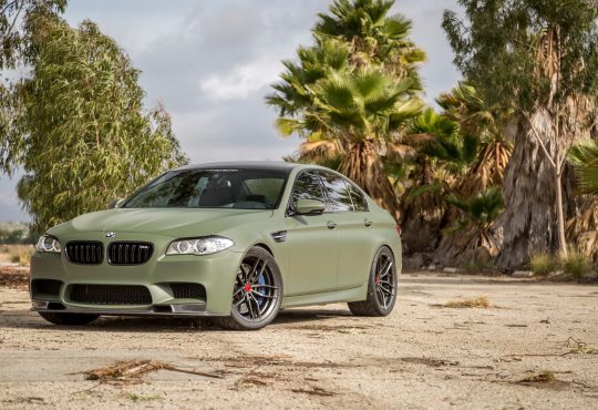 BMW M5 Military Green