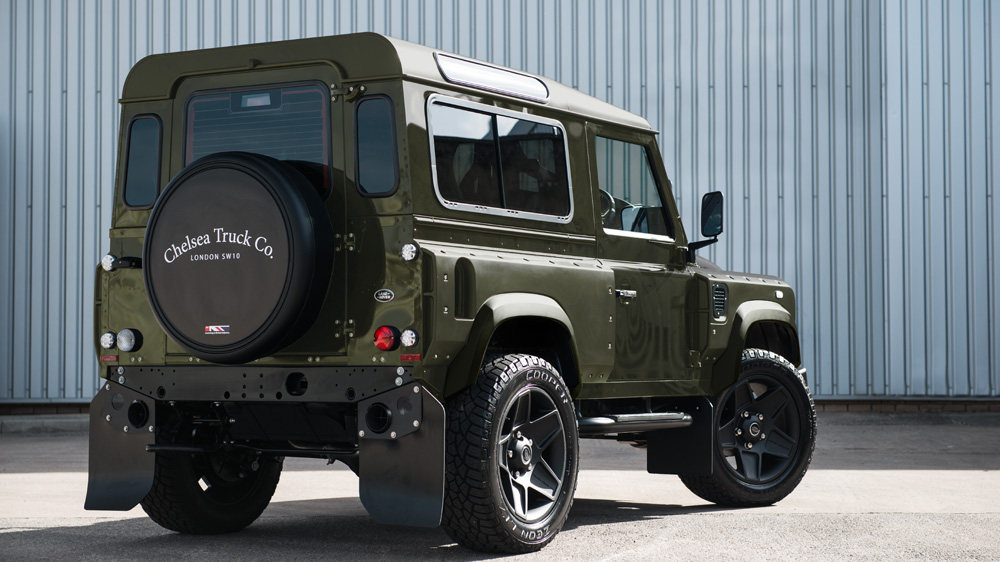 Volcanic Moss Pearl Defender 2.2 TDCI XS 90 The End Edition