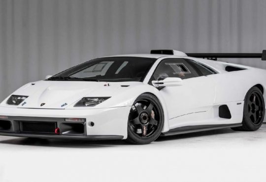 Lamborghini Diablo GTR 22/30
