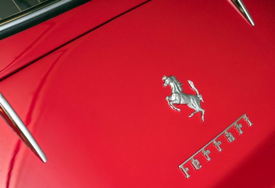 Prvi proizvedeni Ferrari 275 GTB/4 na aukciji 18. maja u Londonu