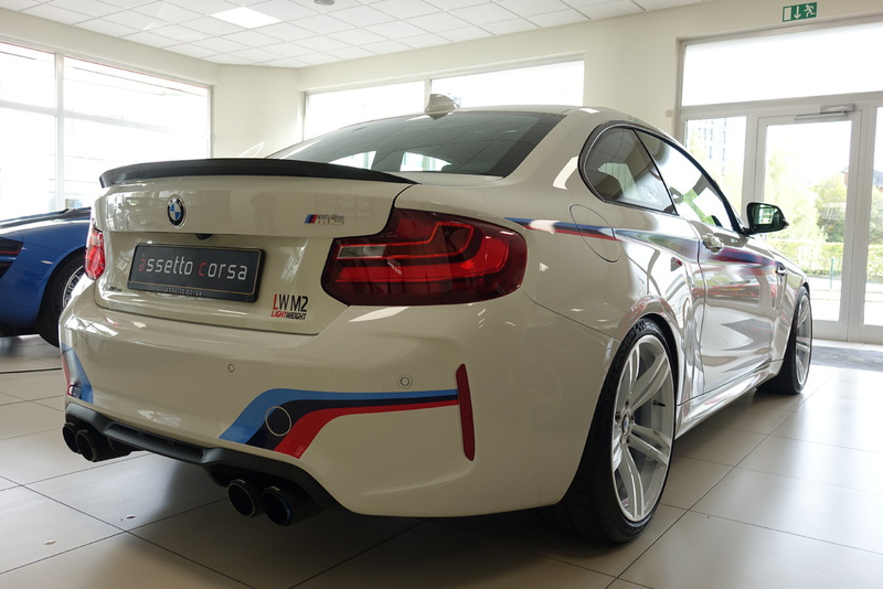 BMW M2 Clubsport Lightweight