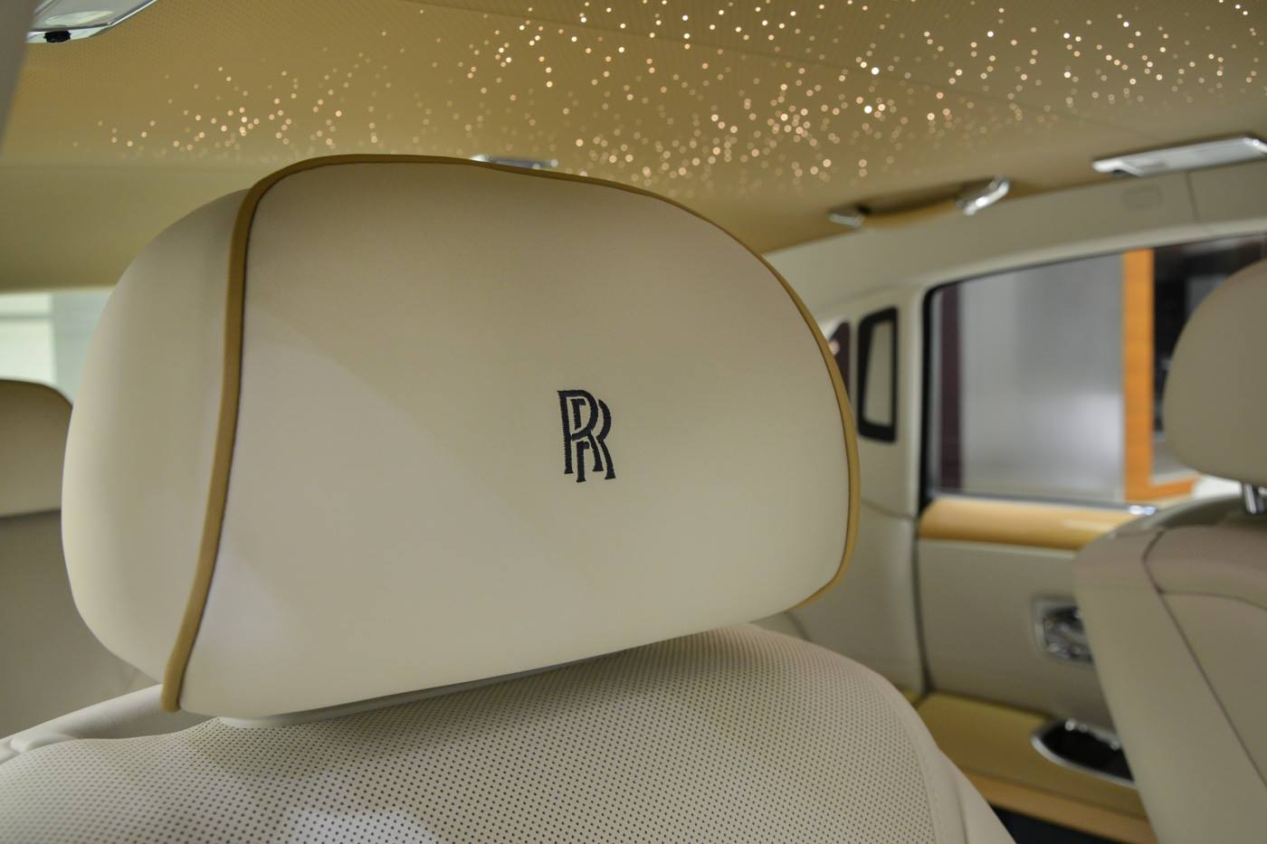 Rolls-Royce Ghost Oasis Edition