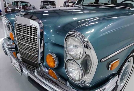 Mercedes-Benz 280 SEL
