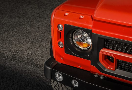 Land Rover Defender 2.2 TDCI XS 90 Station Wagon – The End Edition