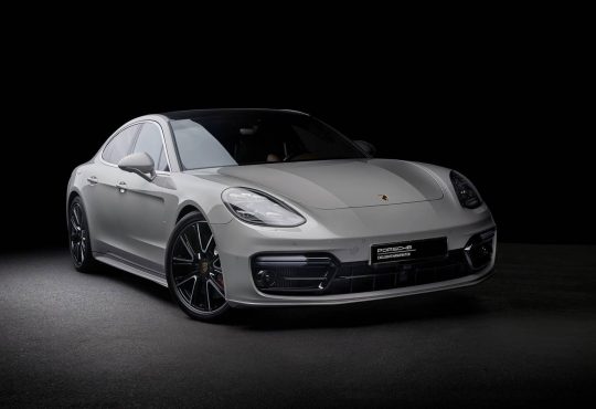 Porsche Exclusive Manufaktur Panamera Turbo Crayon