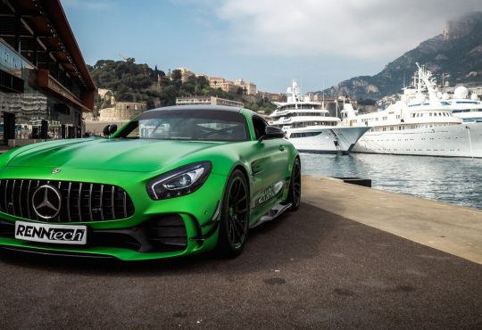 Renntech Mercedes-AMG GT R