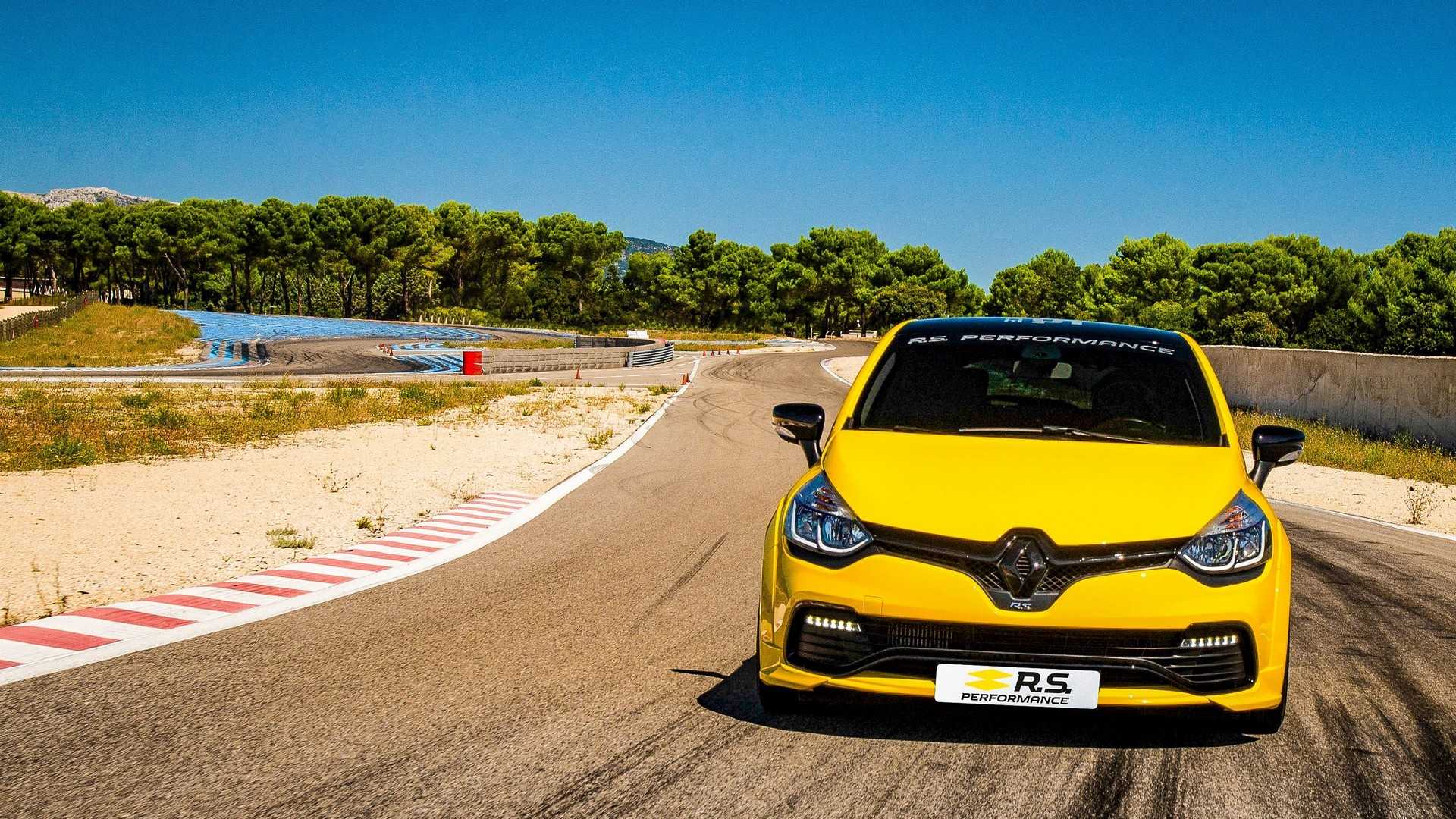 Renault Clio R.S . Performance