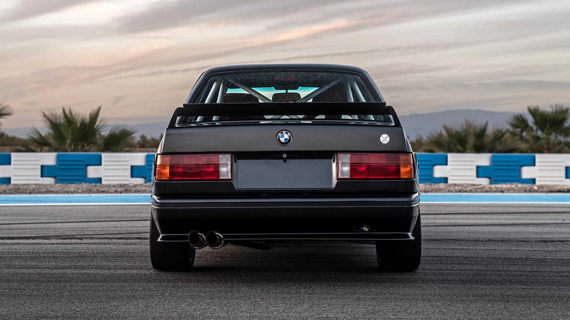 Redux BMW E30 M3 restomod
