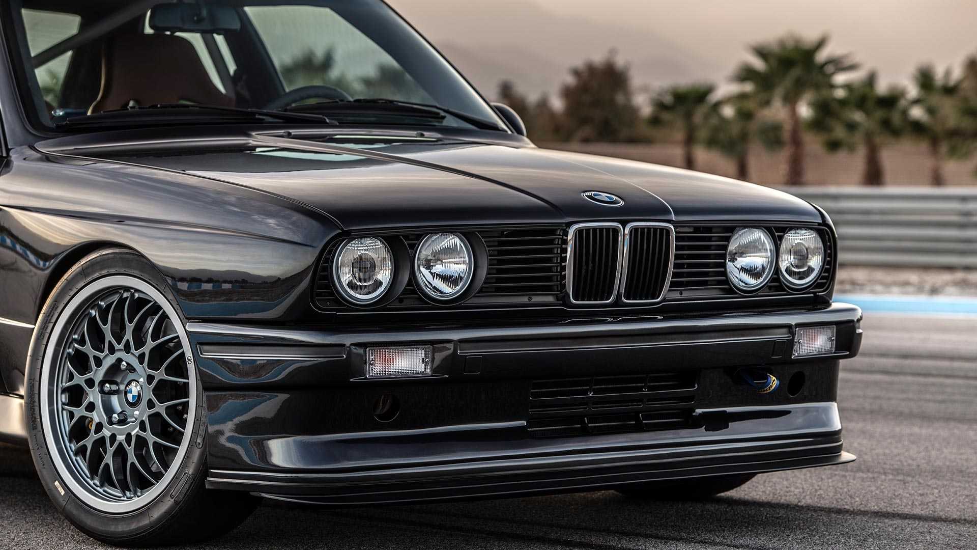 Redux BMW E30 M3 restomod