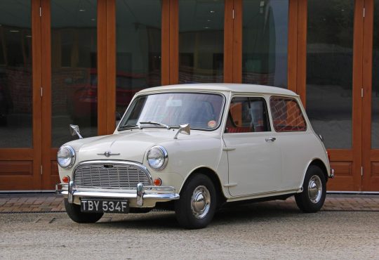 1968 Morris Mini-Minor Super De Luxe